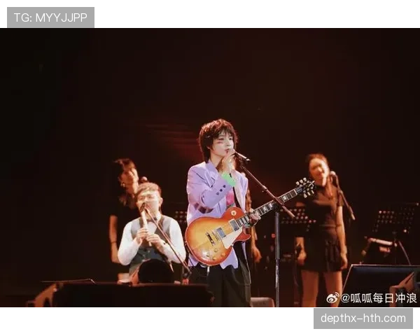 汪周雨训练完直接拎爱马仕去吃火锅,这反差谁懂啊 汪周雨训练完直接拎爱马仕去吃火锅,这反差谁懂啊