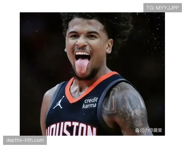 格林挡拆制造投篮空间，三分效率显著提升拉开火箭进攻